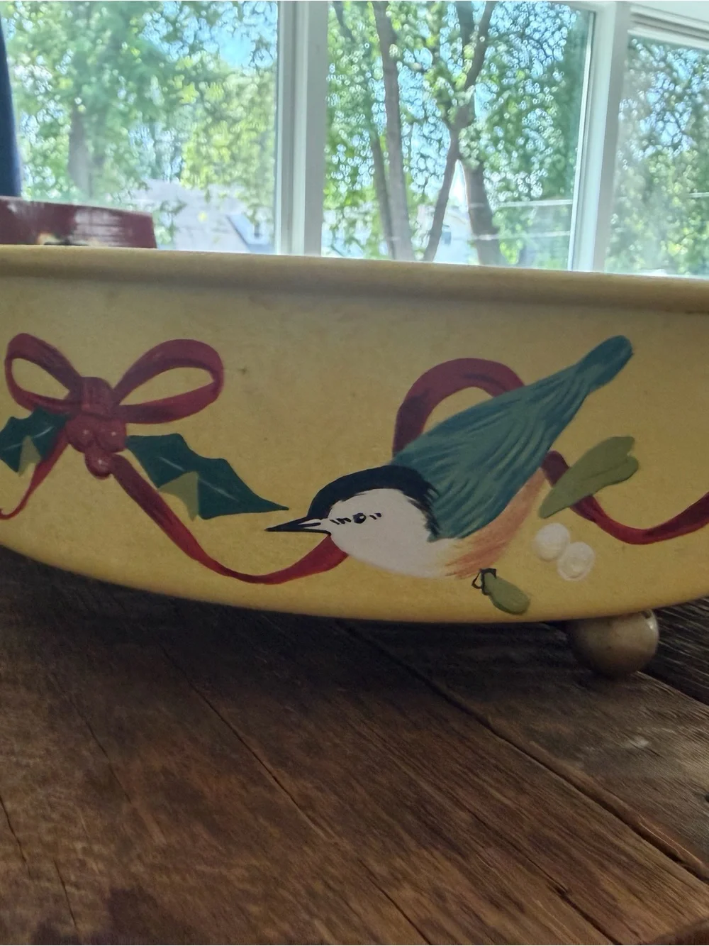 Lenox Winter Greetings Holiday Bird Round Casserole Holder 9 1/2” & Red Bowl